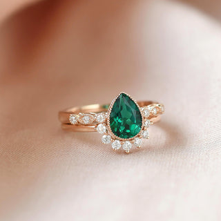 2.0 CT Pear Emerald May Birthstone Vintage Bridal Ring Set in 925 Sterling Silver