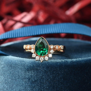 2.0 CT Pear Emerald May Birthstone Vintage Bridal Ring Set in 925 Sterling Silver