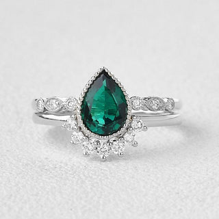 2.0 CT Pear Emerald May Birthstone Vintage Bridal Ring Set in 925 Sterling Silver