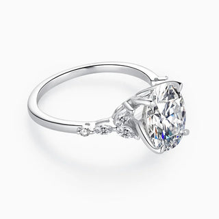 2.0 CT Oval Moissanite Vintage Diamond Ring in 925 Sterling Silver- The ‘Phoebe’ Ring