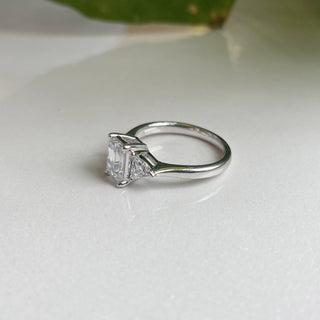 1.0 CT Emerald Moissanite Three Stone Style Diamond Ring in 925 Sterling Silver- The ‘Sienna’ Ring